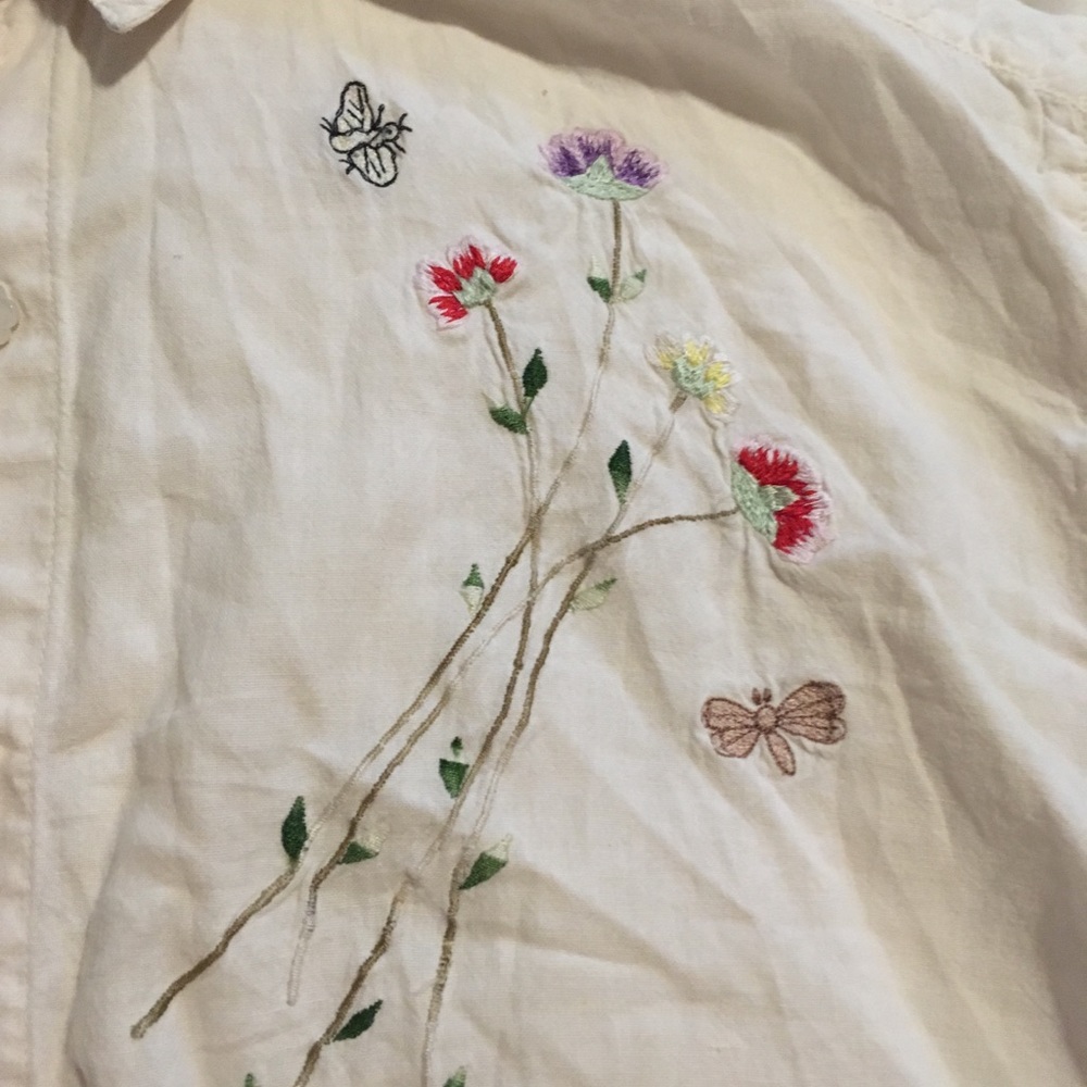 vintage embroidered button up!